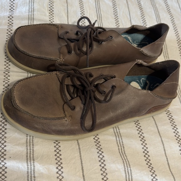 Men’s leather OluKai lace up shoe. NWOT - Picture 2 of 4
